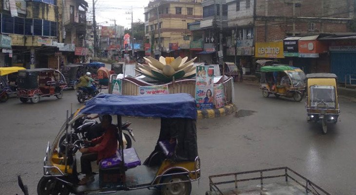 ধীরে ধীরে স্বাভাবিক জনজীবনে ফিরছে খাগড়াছড়ি
